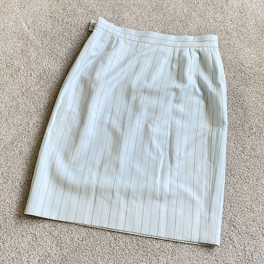 Givenchy Vintage Wool and Silk Straight Skirt in Sky Blue Size 44    - I13